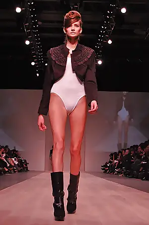 pics runway porn