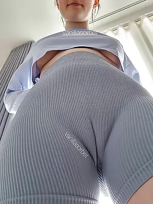 pics shes porn